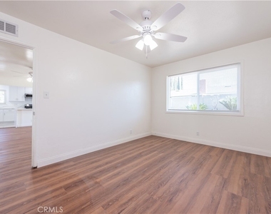 8002 San Luis - Photo Thumbnail 15