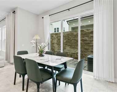 181 Pin Lane - Photo Thumbnail 6