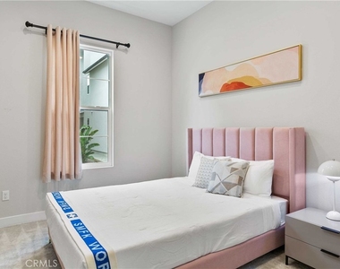 181 Pin Lane - Photo Thumbnail 14