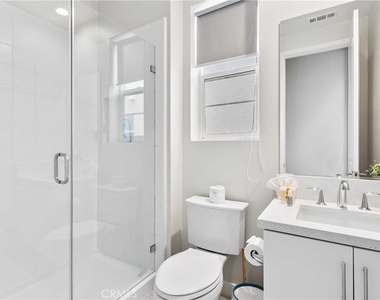181 Pin Lane - Photo Thumbnail 15