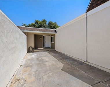 22311 Caminito Arroyo Seco - Photo Thumbnail 16