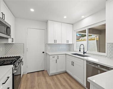 22311 Caminito Arroyo Seco - Photo Thumbnail 10