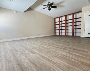7610 Miller Avenue - Photo Thumbnail 33
