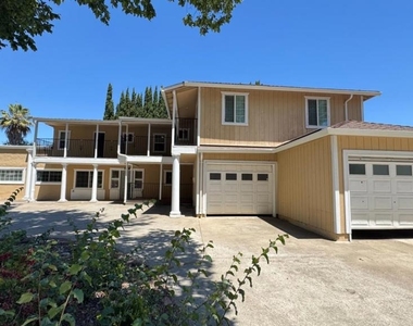 7610 Miller Avenue - Photo Thumbnail 44