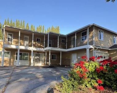 7610 Miller Avenue - Photo Thumbnail 4