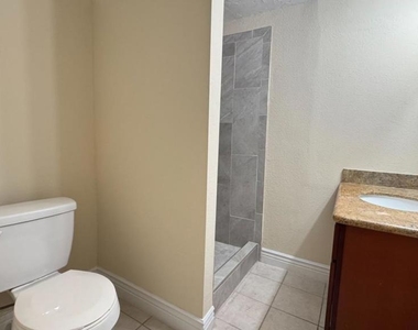 7610 Miller Avenue - Photo Thumbnail 32