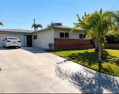 722 Forest Park Drive - Photo Thumbnail 12
