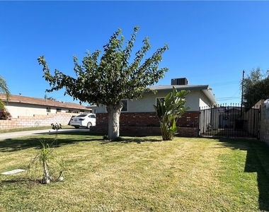 722 Forest Park Drive - Photo Thumbnail 2