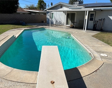 722 Forest Park Drive - Photo Thumbnail 14