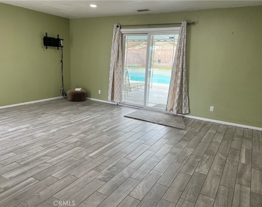 722 Forest Park Drive - Photo Thumbnail 6