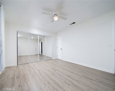 11945 Bornite Avenue - Photo Thumbnail 18