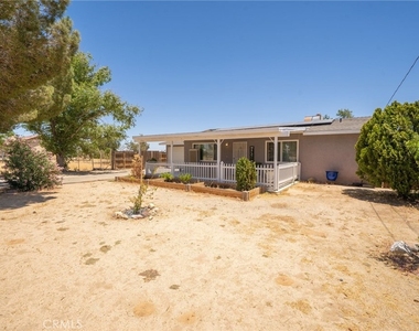 11945 Bornite Avenue - Photo Thumbnail 4