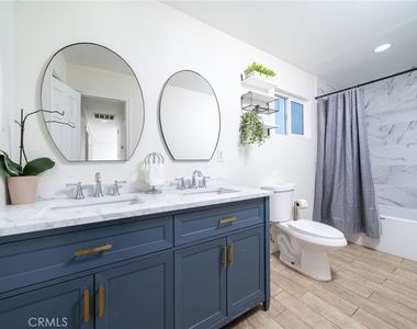 11945 Bornite Avenue - Photo Thumbnail 15