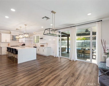 15736 Home Court - Photo Thumbnail 9