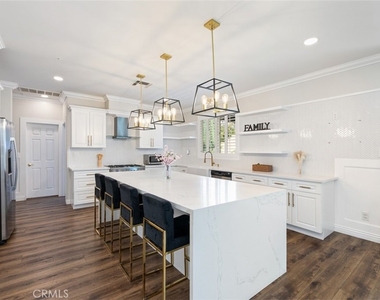 15736 Home Court - Photo Thumbnail 11