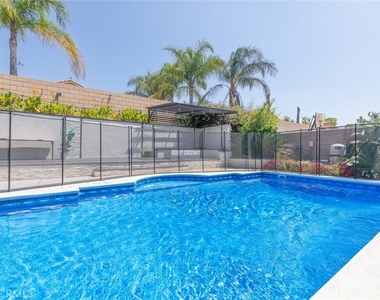15736 Home Court - Photo Thumbnail 28