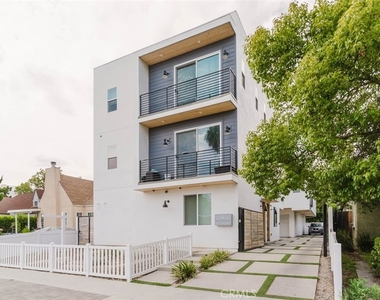 10853 Otsego Street - Photo Thumbnail 1