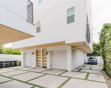 10853 Otsego Street - Photo Thumbnail 2