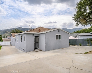 2519 Manhattan Avenue - Photo Thumbnail 20