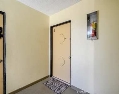 10204 Tujunga Canyon - Photo Thumbnail 2