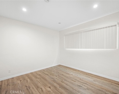 10204 Tujunga Canyon - Photo Thumbnail 11