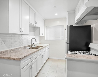 10204 Tujunga Canyon - Photo Thumbnail 9