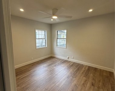 2828 Hermosa Ave - Photo Thumbnail 9