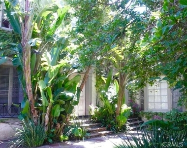 5962 San Vicente Boulevard - Photo Thumbnail 41