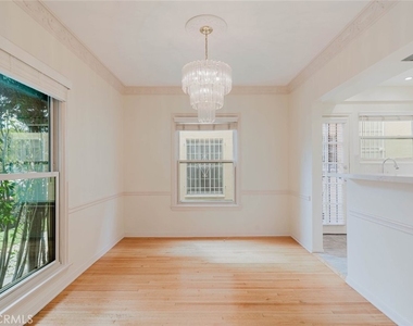 5962 San Vicente Boulevard - Photo Thumbnail 13