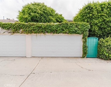 5962 San Vicente Boulevard - Photo Thumbnail 7