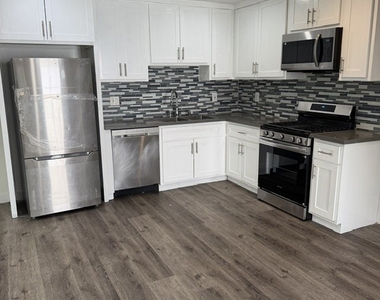 5874 Towne - Photo Thumbnail 3