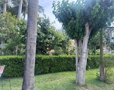 9832 Beach - Photo Thumbnail 34