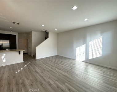 611 Mckenna Street - Photo Thumbnail 1