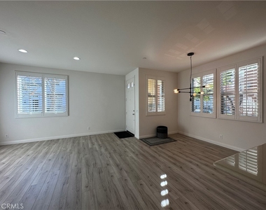 611 Mckenna Street - Photo Thumbnail 3