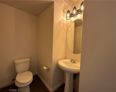 611 Mckenna Street - Photo Thumbnail 5