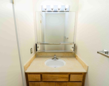 4811 Appian - Photo Thumbnail 15