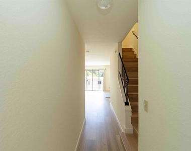 4811 Appian - Photo Thumbnail 3