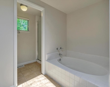 1956 Fair Ridge Ct - Photo Thumbnail 40