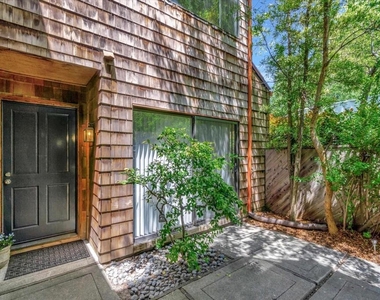 1956 Fair Ridge Ct - Photo Thumbnail 6