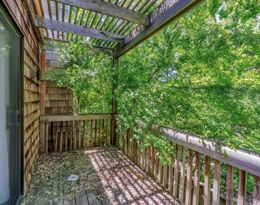 1956 Fair Ridge Ct - Photo Thumbnail 49