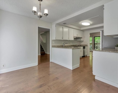 1956 Fair Ridge Ct - Photo Thumbnail 15