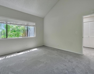 1956 Fair Ridge Ct - Photo Thumbnail 27
