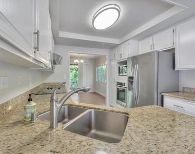 1956 Fair Ridge Ct - Photo Thumbnail 12