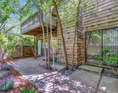1956 Fair Ridge Ct - Photo Thumbnail 54