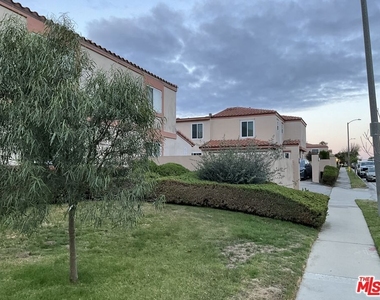 3428 Del Amo Boulevard - Photo Thumbnail 14