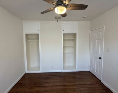 1104 N Frederic Street - Photo Thumbnail 12