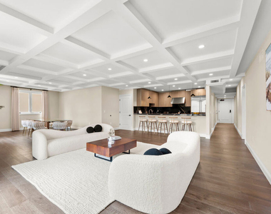1825 Pandora Avenue - Photo Thumbnail 5