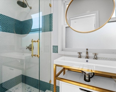 9683 W Olympic Boulevard - Photo Thumbnail 16