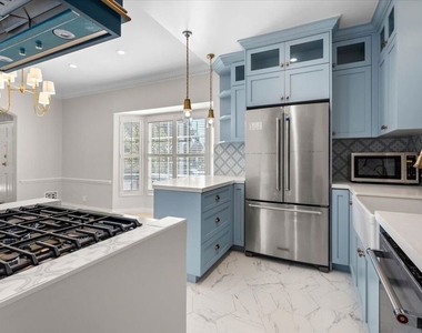 9683 W Olympic Boulevard - Photo Thumbnail 5