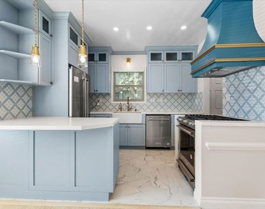 9683 W Olympic Boulevard - Photo Thumbnail 4
